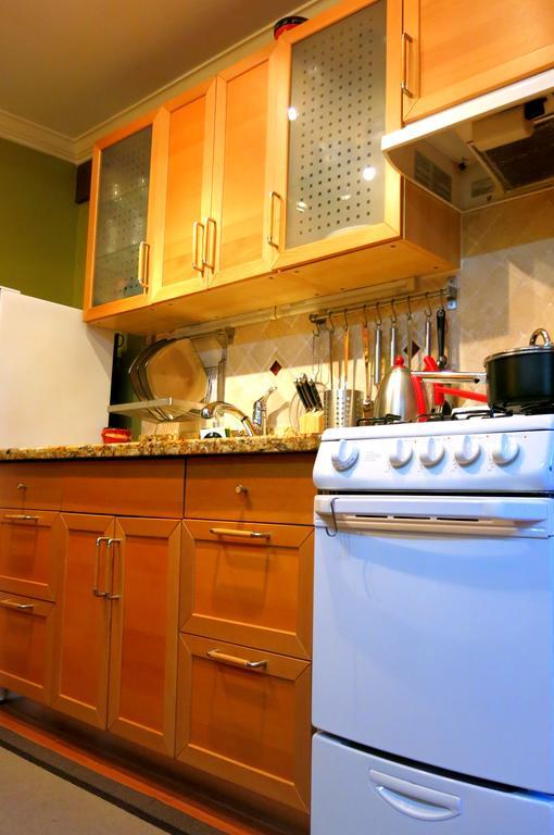 Choose To Be Happy At Seymour # 9 And #16 - Studio Apartments Kingston Quarto foto